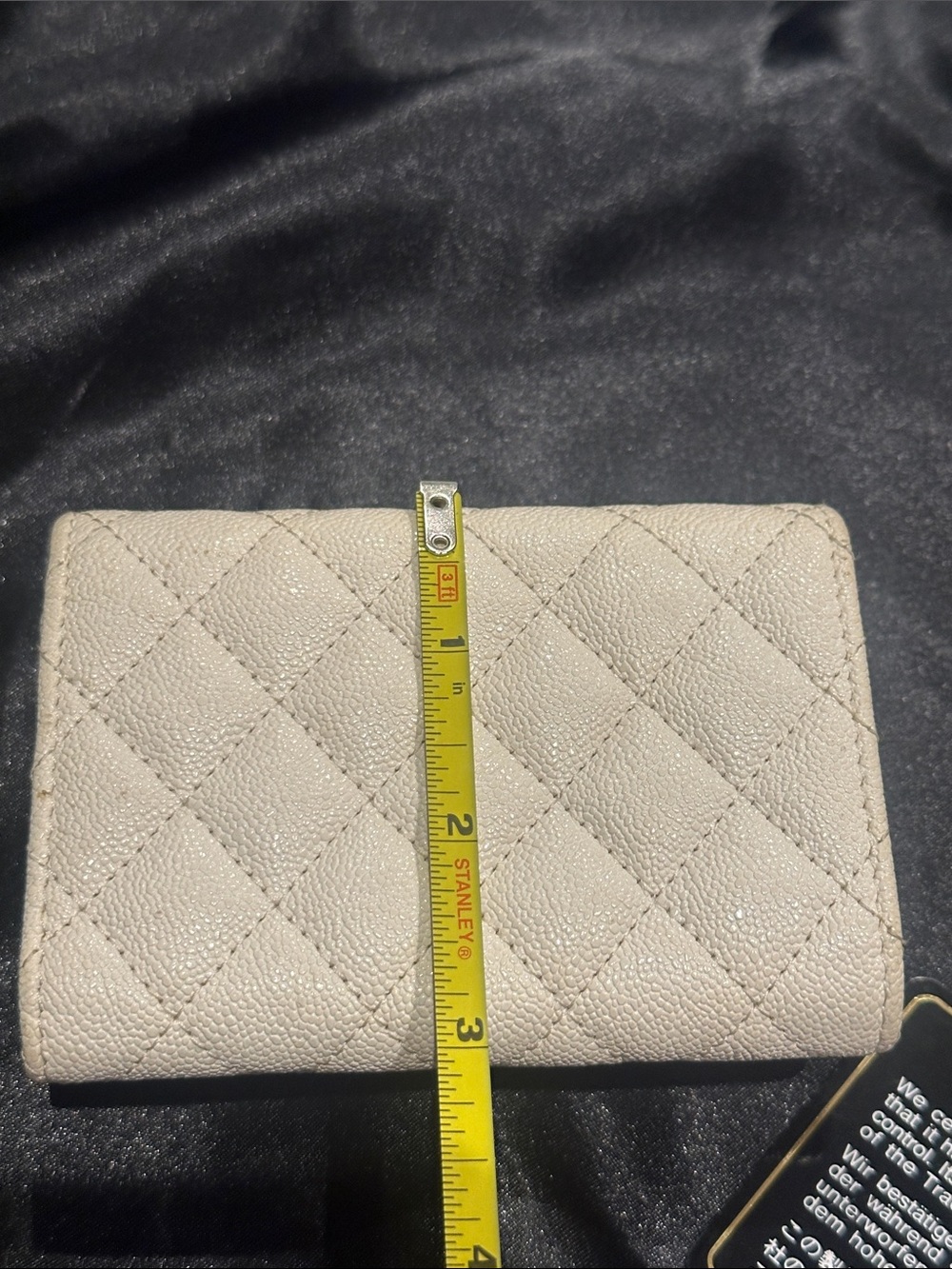 🌺Authentic CHANEL Cream Quilted CC Snap Compact Wallet-Gold Hardware - Picture 10 of 16